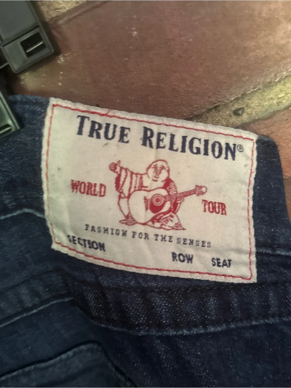 TRUE RELIGION dark wash flap pockets relaxed straight jeans size 42
